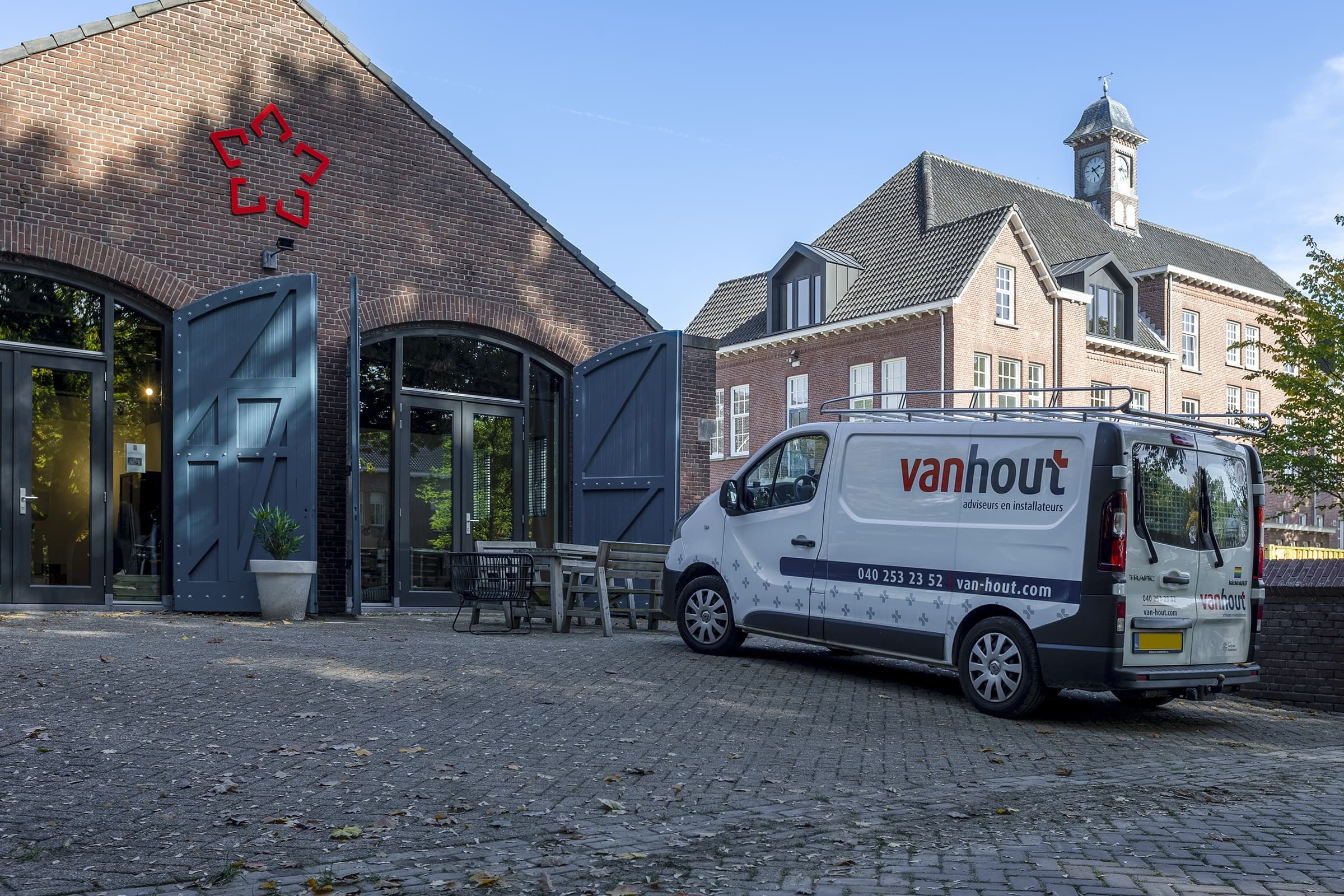 Van Hout: